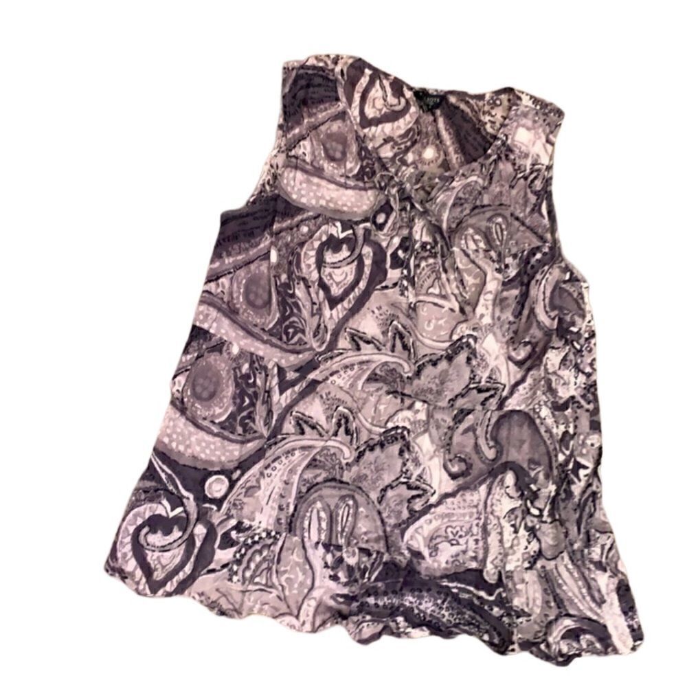 Talbots Light and Airy Petite Gray Patterned Sleeveless Shirt with front tie